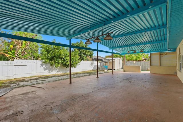 350 CORSICA COURT, Kissimmee, FL 34758