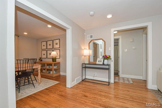 10014 N Marlene Drive, St Louis, MO 63123