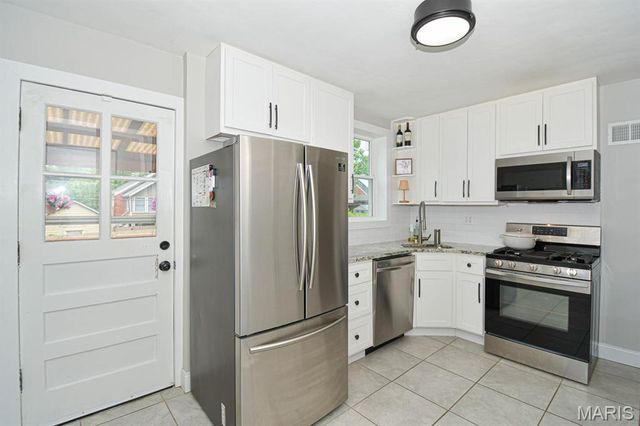 10014 N Marlene Drive, St Louis, MO 63123