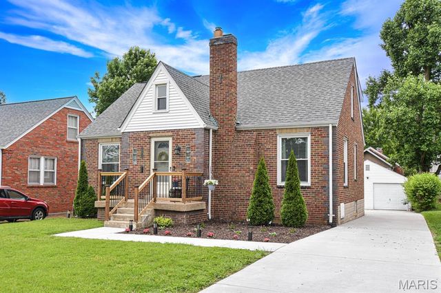 10014 N Marlene Drive, St Louis, MO 63123