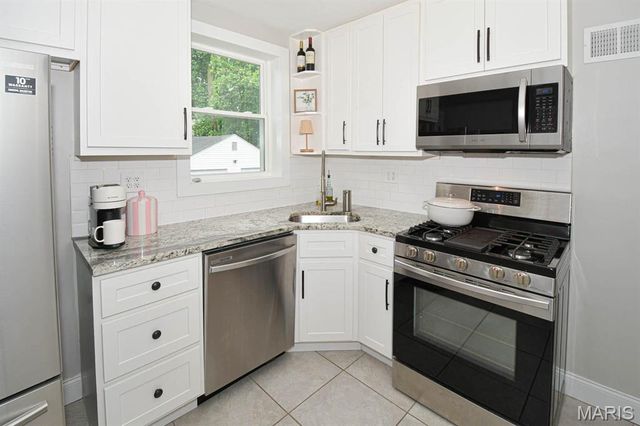10014 N Marlene Drive, St Louis, MO 63123