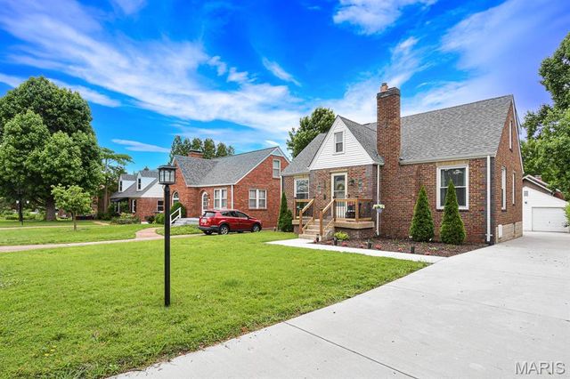10014 N Marlene Drive, St Louis, MO 63123