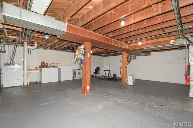 10014 N Marlene Drive, St Louis, MO 63123