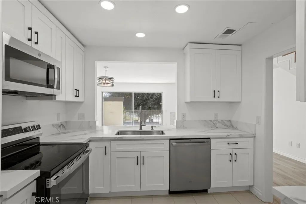 4719 Knickerbocker, Riverside, CA 92501