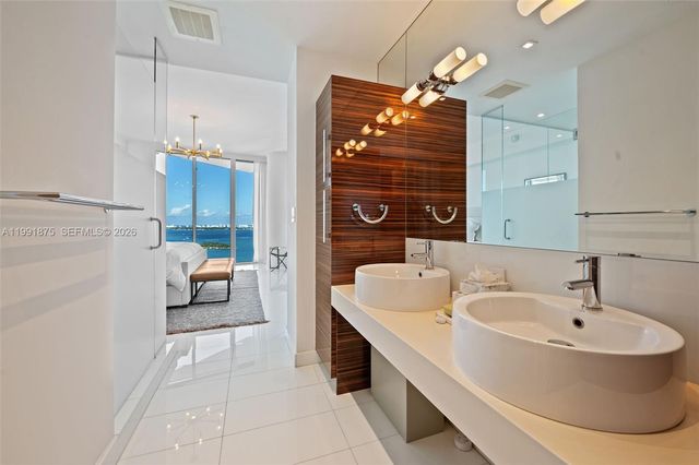 2020 N Bayshore Dr 2502, Miami, FL 33137