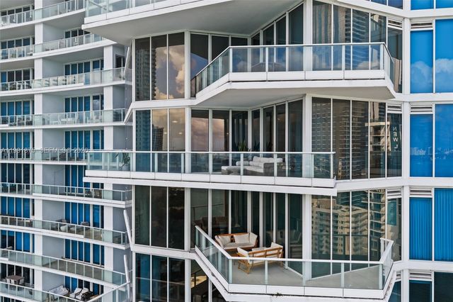 2020 N Bayshore Dr 2502, Miami, FL 33137