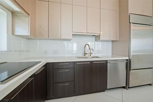 2020 N Bayshore Dr 2502, Miami, FL 33137