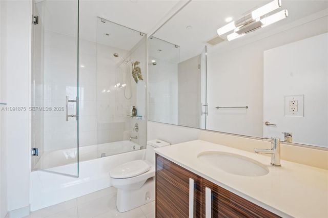 2020 N Bayshore Dr 2502, Miami, FL 33137