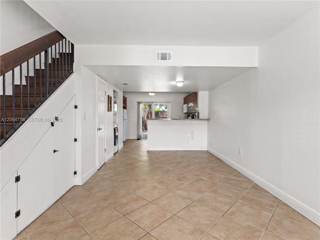 560 NW 82nd Place 306, Miami, FL 33126