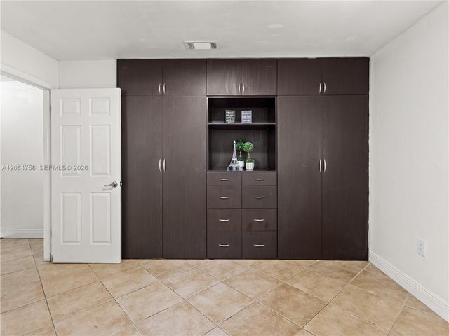 560 NW 82nd Place 306, Miami, FL 33126