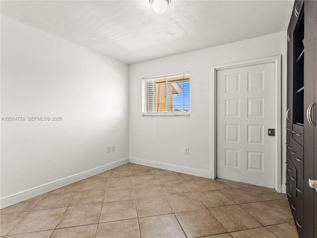 560 NW 82nd Place 306, Miami, FL 33126