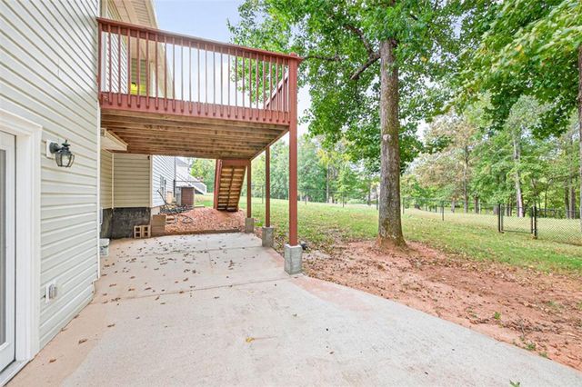 40 Lakeside Trail Trail, Covington, GA 30016
