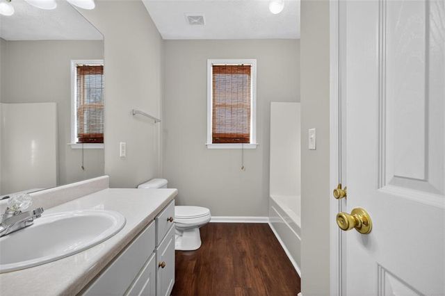 40 Lakeside Trail Trail, Covington, GA 30016