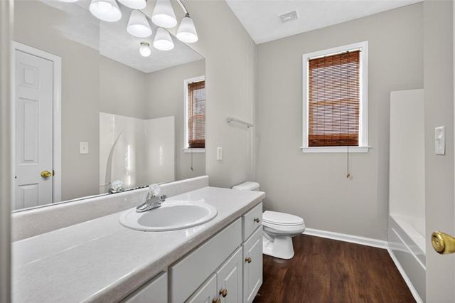 40 Lakeside Trail Trail, Covington, GA 30016
