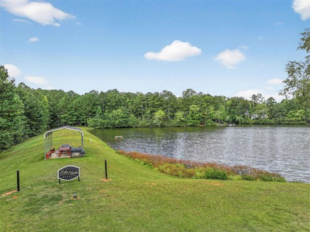 40 Lakeside Trail Trail, Covington, GA 30016