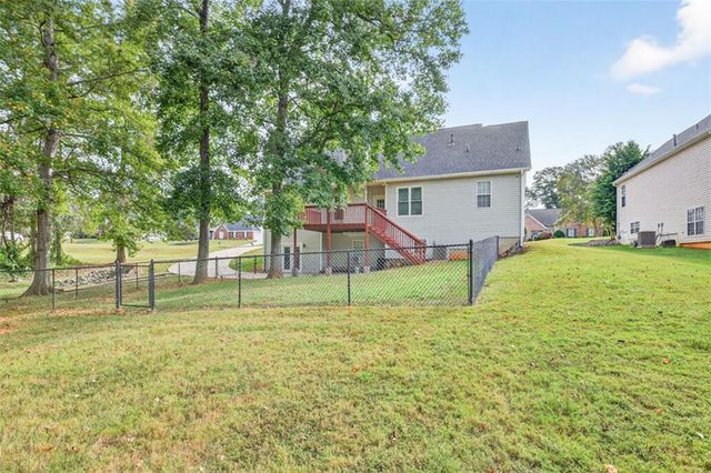 40 Lakeside Trail Trail, Covington, GA 30016