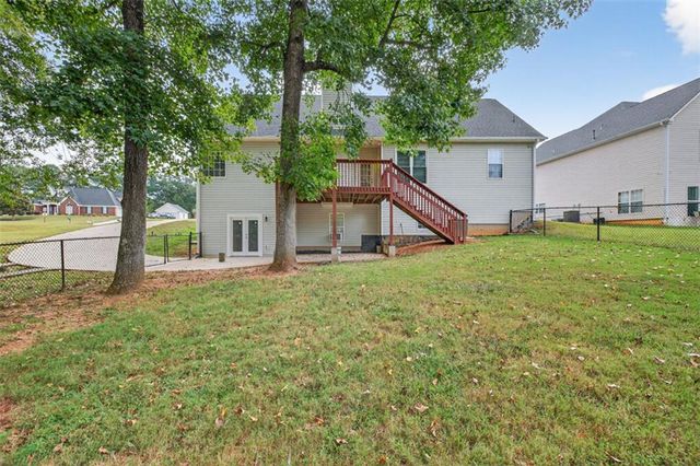 40 Lakeside Trail Trail, Covington, GA 30016