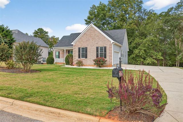 40 Lakeside Trail Trail, Covington, GA 30016