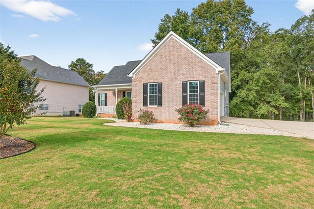 40 Lakeside Trail Trail, Covington, GA 30016