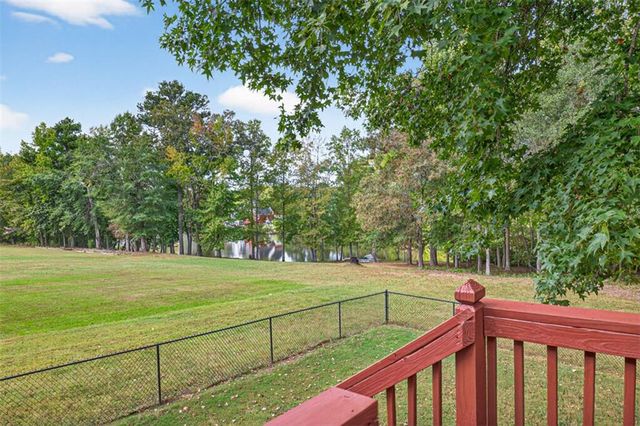 40 Lakeside Trail Trail, Covington, GA 30016