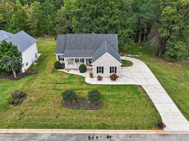40 Lakeside Trail Trail, Covington, GA 30016