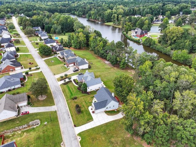 40 Lakeside Trail Trail, Covington, GA 30016