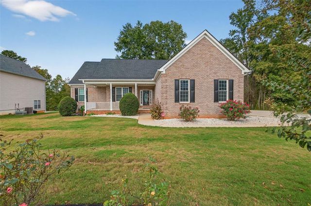 40 Lakeside Trail Trail, Covington, GA 30016