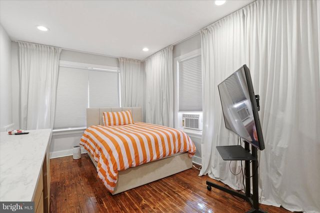 132 JACKSON ST, Trenton, NJ 08611