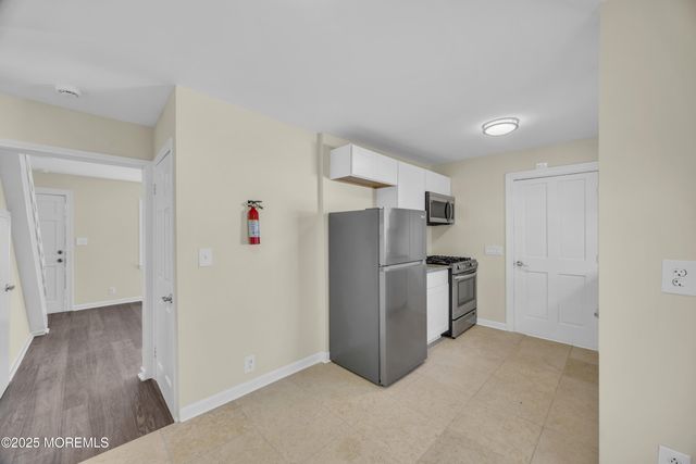 11 Randolphville Road, Piscataway, NJ 08855