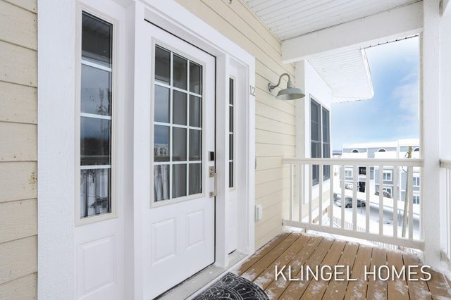 930 W Savidge Street 12, Spring Lake Vllg, MI 49456