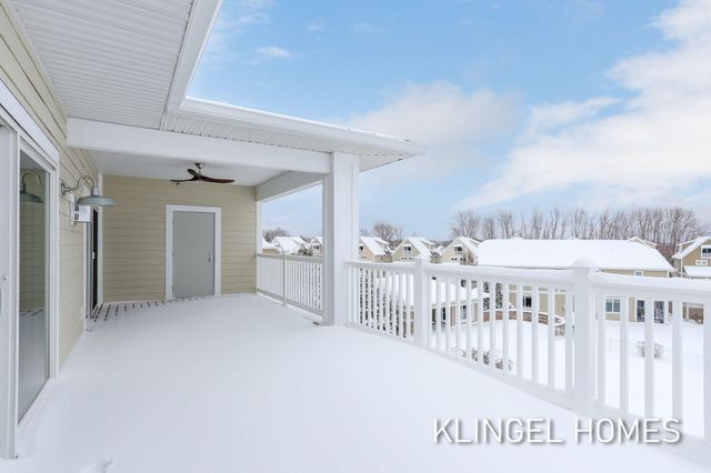 930 W Savidge Street 12, Spring Lake Vllg, MI 49456