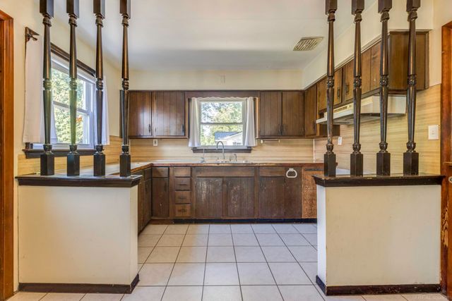 5920 Lakeshore Road, Lexington Twp, MI 48450