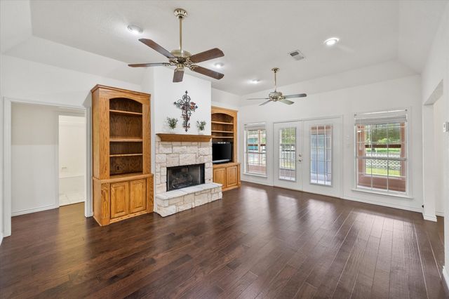 13021 Rudy's Way, Streetman, TX 75859