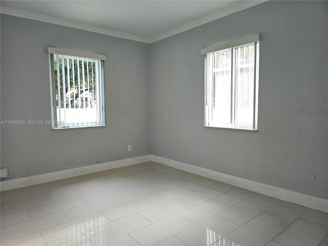 5816 SW 9th St, West Miami, FL 33144