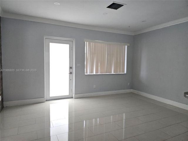 5816 SW 9th St, West Miami, FL 33144