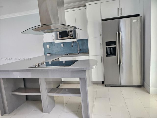 5816 SW 9th St, West Miami, FL 33144