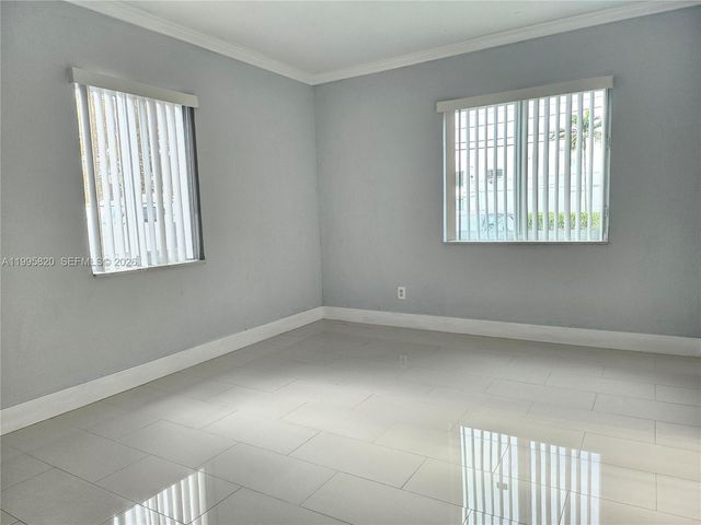 5816 SW 9th St, West Miami, FL 33144