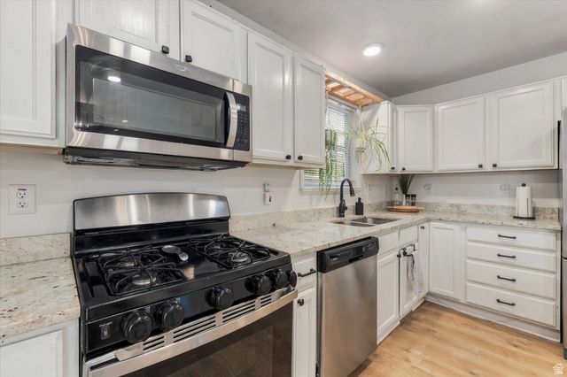 436 W 325 N, Clearfield, UT 84015