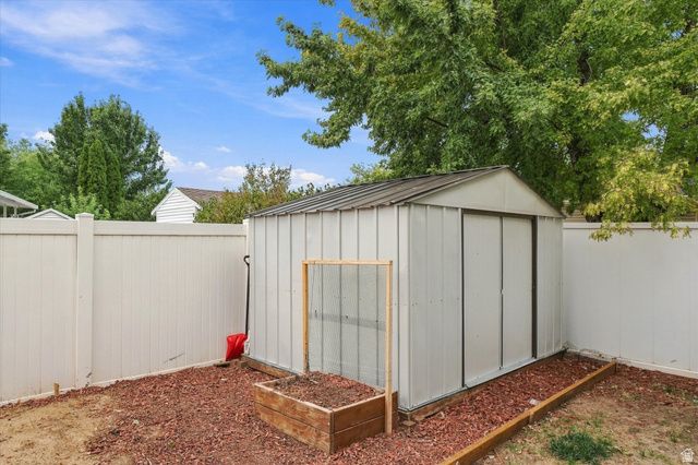 436 W 325 N, Clearfield, UT 84015