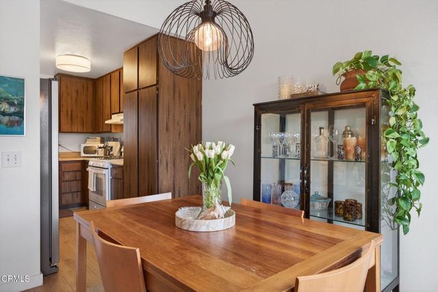 1275 Seacliff Court 2, Ventura, CA 93003