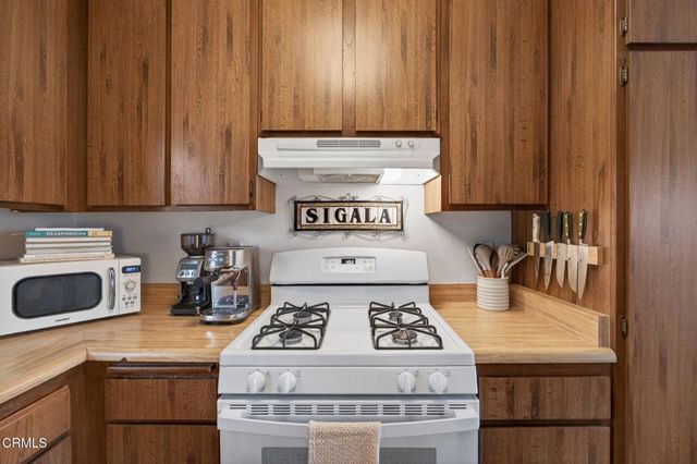 1275 Seacliff Court 2, Ventura, CA 93003