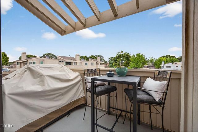 1275 Seacliff Court 2, Ventura, CA 93003