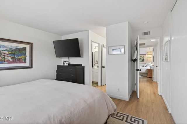 1275 Seacliff Court 2, Ventura, CA 93003