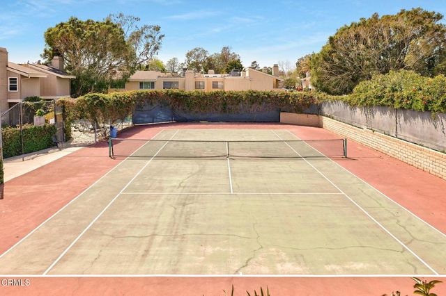 1275 Seacliff Court 2, Ventura, CA 93003