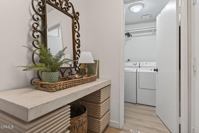 1275 Seacliff Court 2, Ventura, CA 93003