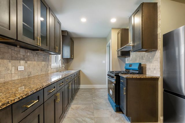 271 Lincoln Street, Gary, IN 46402