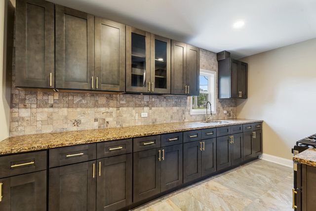 271 Lincoln Street, Gary, IN 46402