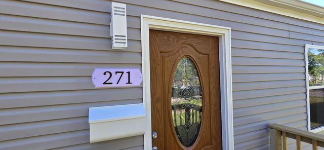 271 Lincoln Street, Gary, IN 46402