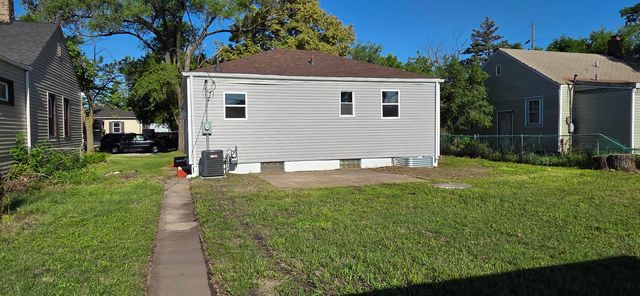 271 Lincoln Street, Gary, IN 46402