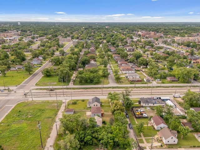 271 Lincoln Street, Gary, IN 46402